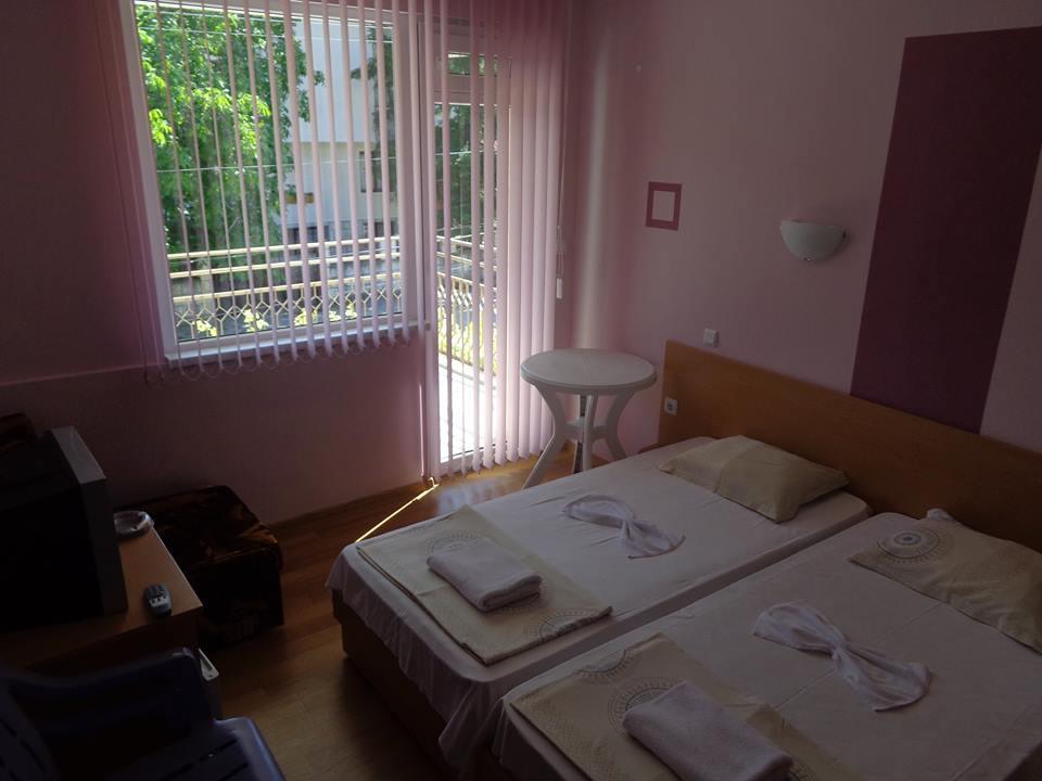 Guest Rooms Rusalka Кранево Екстер'єр фото